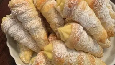 Cannoncini filled with Italian cream new york times recipes