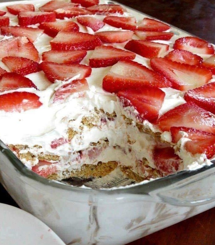 ICEBOX STRAWBERRY Cream Cheese Cake new york times recipes