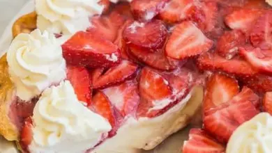 Strawberry Cream Cheese Pie For more recipes click here Thank you for follow me on facebook