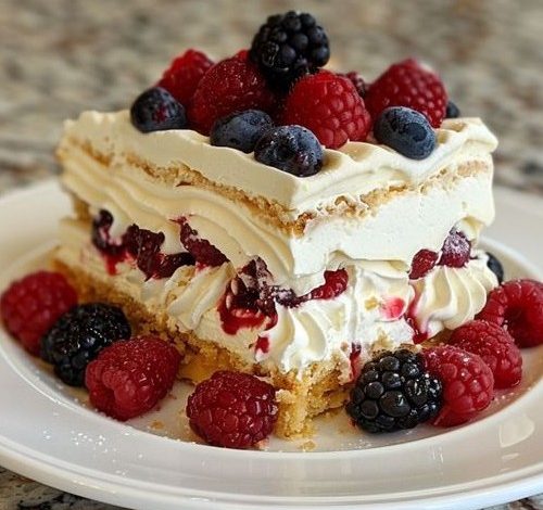 Lemon Berry Ritz Icebox Cake new york times recipes