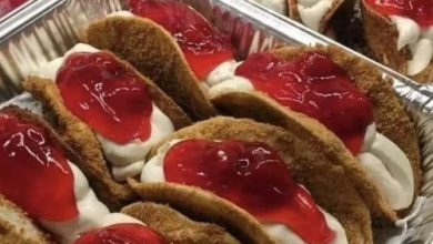 Mini Strawberry Cheesecake Tacos Recipe new york times recipes