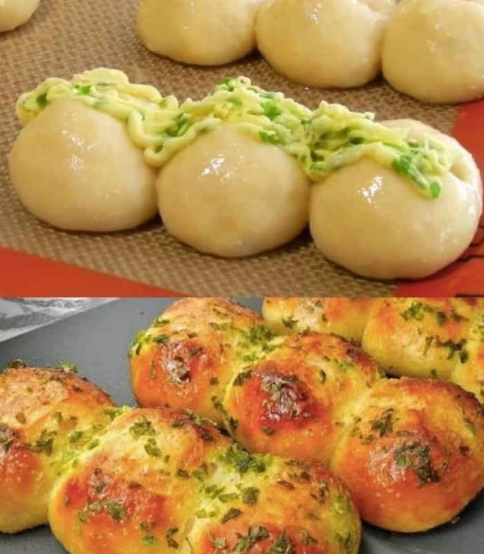 Garlic Herb Pull-Apart Rolls