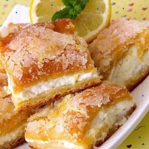 Irresistible Lemon Cream Cheese Bars Recipe