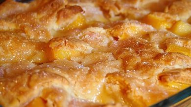 The Timeless Delight of Vintage Oven-Baked Peach Cobbler