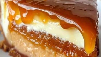Decadent Caramel Apple Cheesecake