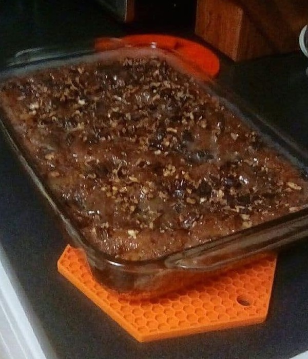 Delicious Chocolate Walnut Cake