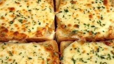 Cheesy Garlic Bread Toasts