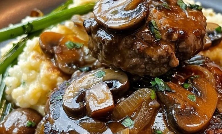 Salisbury Steak with Mushroom Gravy Recipe