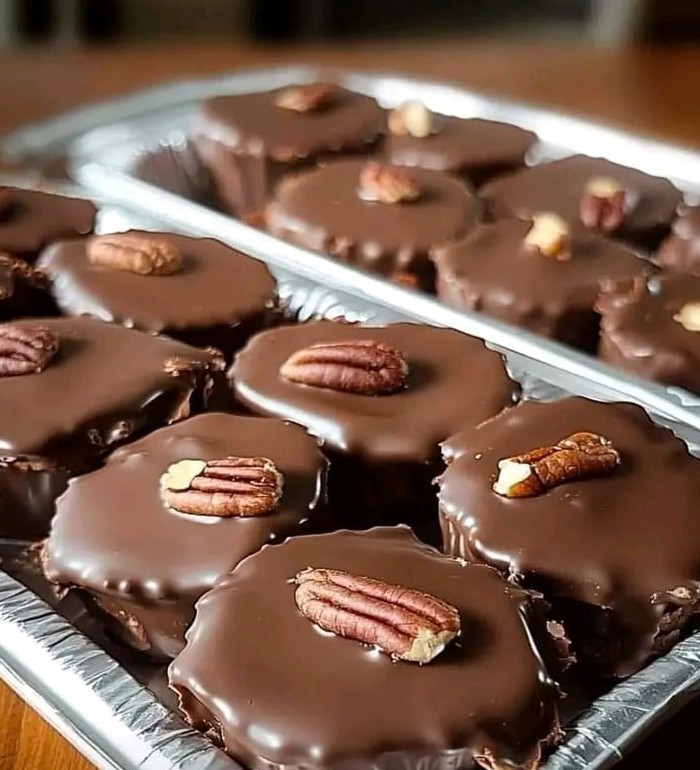 Chocolate Pecan Caramel Patties Recipe