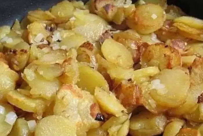 Golden Pan-Fried Potatoes Recipe