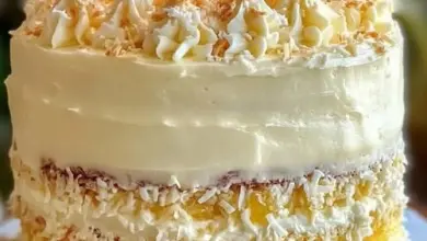 Dreamy Pineapple and Coconut Cake Recipe 