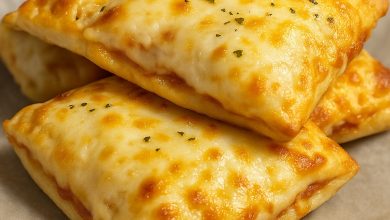 Homemade Easy Cheesy Pizza Pockets