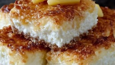 Pineapple Coconut Cheesecake Bars