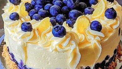 Lemon Blueberry Cheesecake Cake with Creamy Layers 