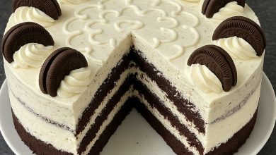 Frozen Oreo Cake 