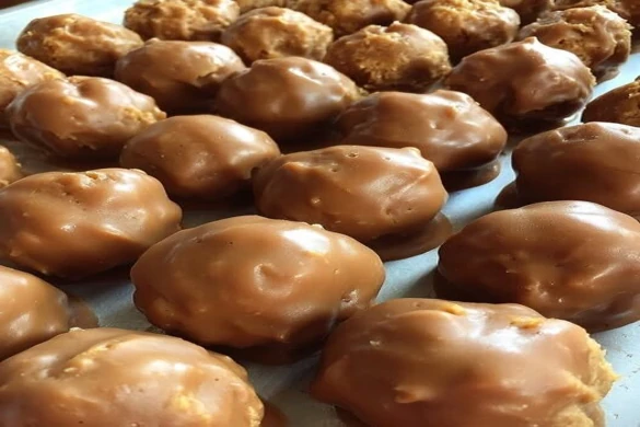 Butterfinger Balls Recipe – No-Bake Chocolate Peanut Butter Candy Bites
