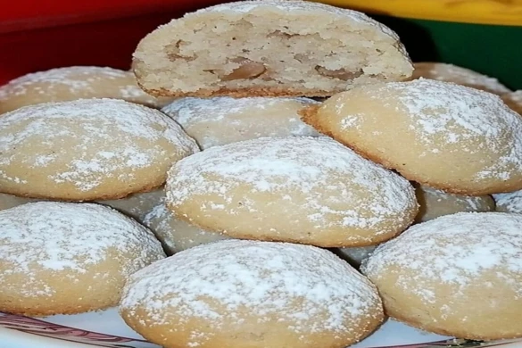 Buttery Pecan Snowball Cookies