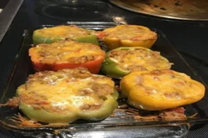 Easy Stuffed Bell Peppers – Flavorful and Cheesy Weeknight Dinner