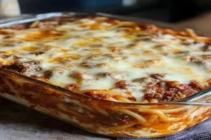 Million Dollar Spaghetti Casserole, Baked Spaghetti, Easy Casserole Recipe, Comfort Food